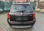 Suzuki SX4 Hatchback 1,6 l 88 kw