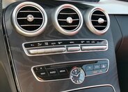 Mercedes-Benz Třídy C Kabriolet 2,0 l 180 kw