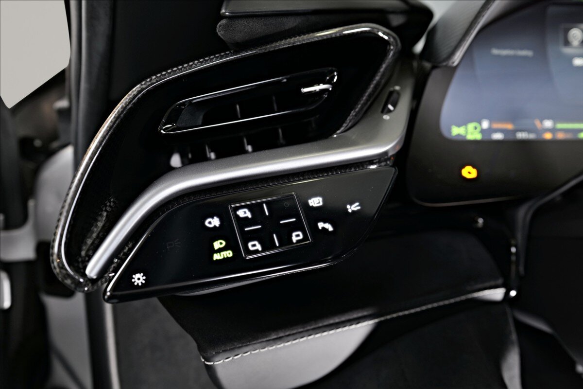 Ferrari SF90 Kabriolet 4,0 l 735 kw