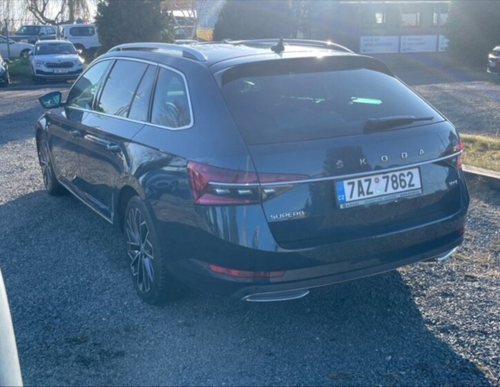 Škoda Superb 4