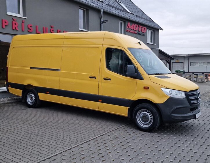 Mercedes-Benz Sprinter Skříň 2,1 l 105 kw