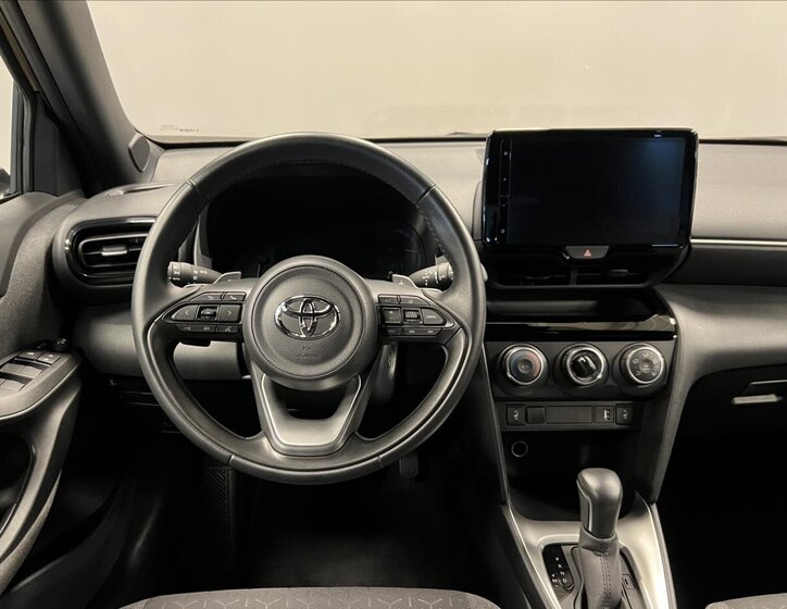 Toyota Yaris Cross 5