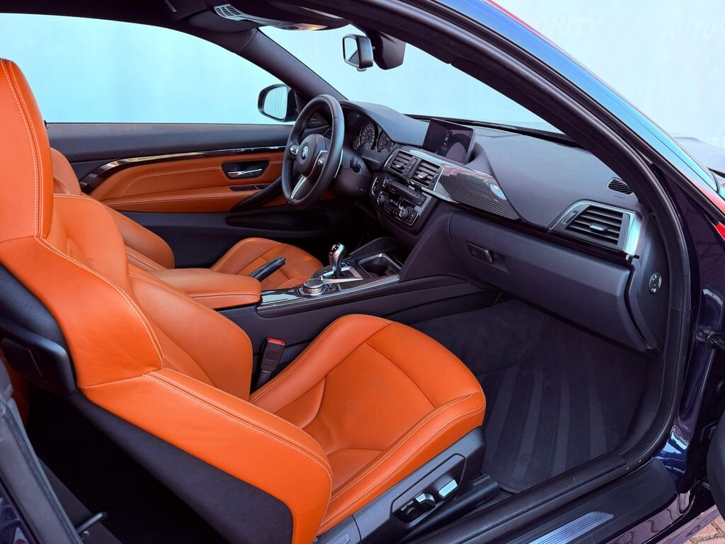 BMW M4 Kupé 3,0 l 317 kw