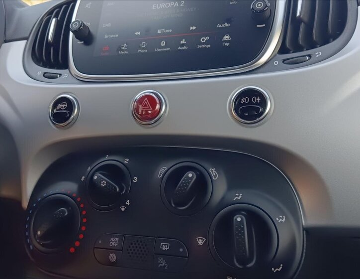 Fiat 500 Hatchback 999,0 51 kw