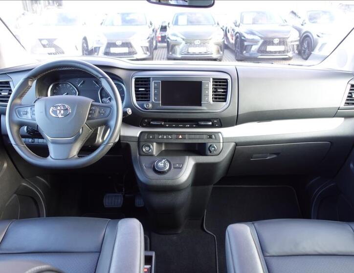 Toyota ProAce Verso 9