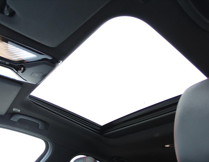 BMW Řada 3 Sedan / Limuzína 2,0 l 140 kw