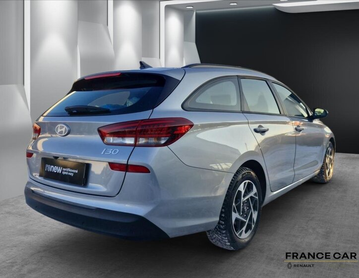 Hyundai i30 Kombi 998,0 73 kw