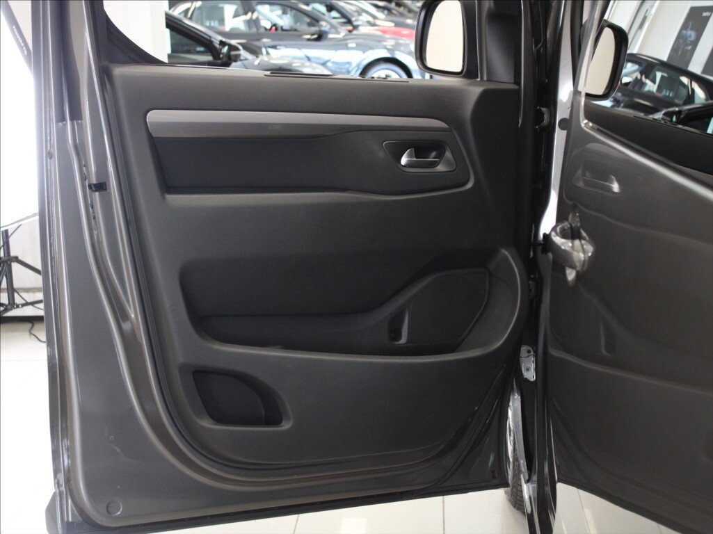 Citroën SpaceTourer MPV 2,0 l 110 kw