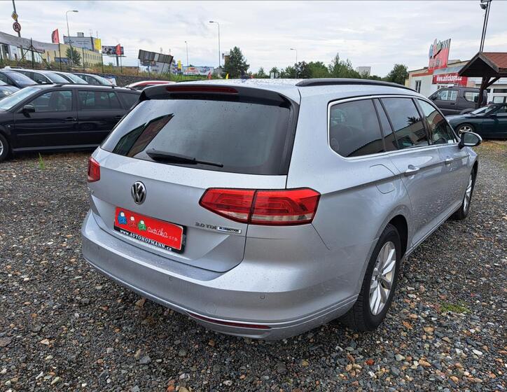 Volkswagen Passat 5