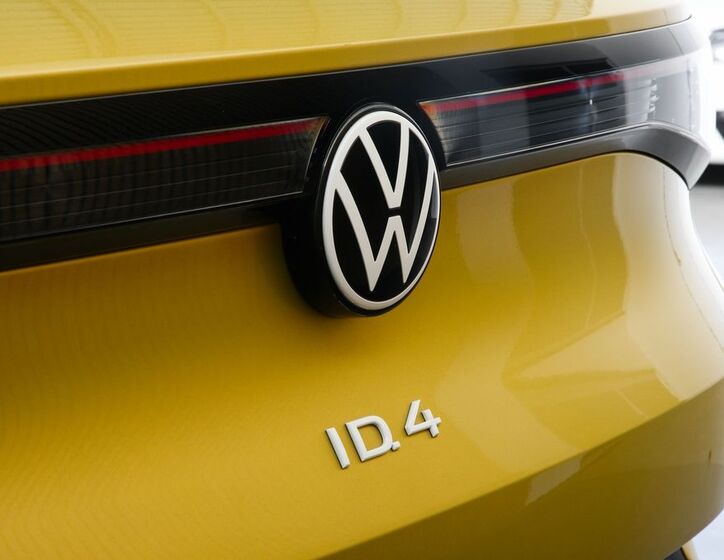 Volkswagen ID.4 11