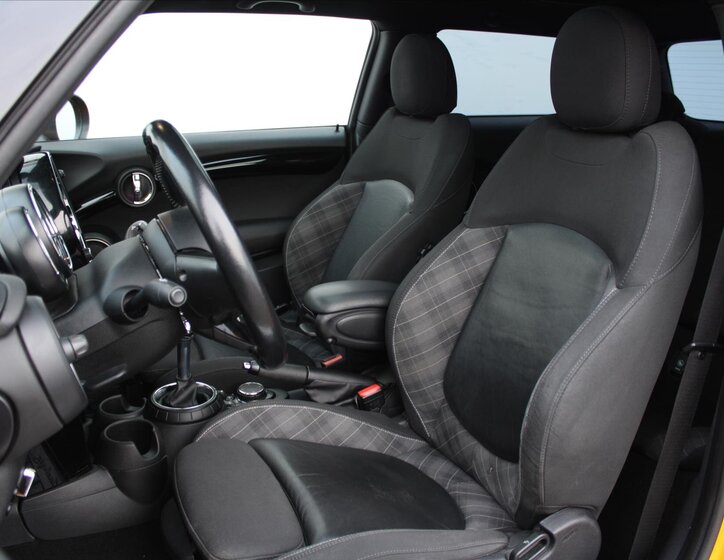 Mini Cooper S Hatchback 2,0 l 141 kw