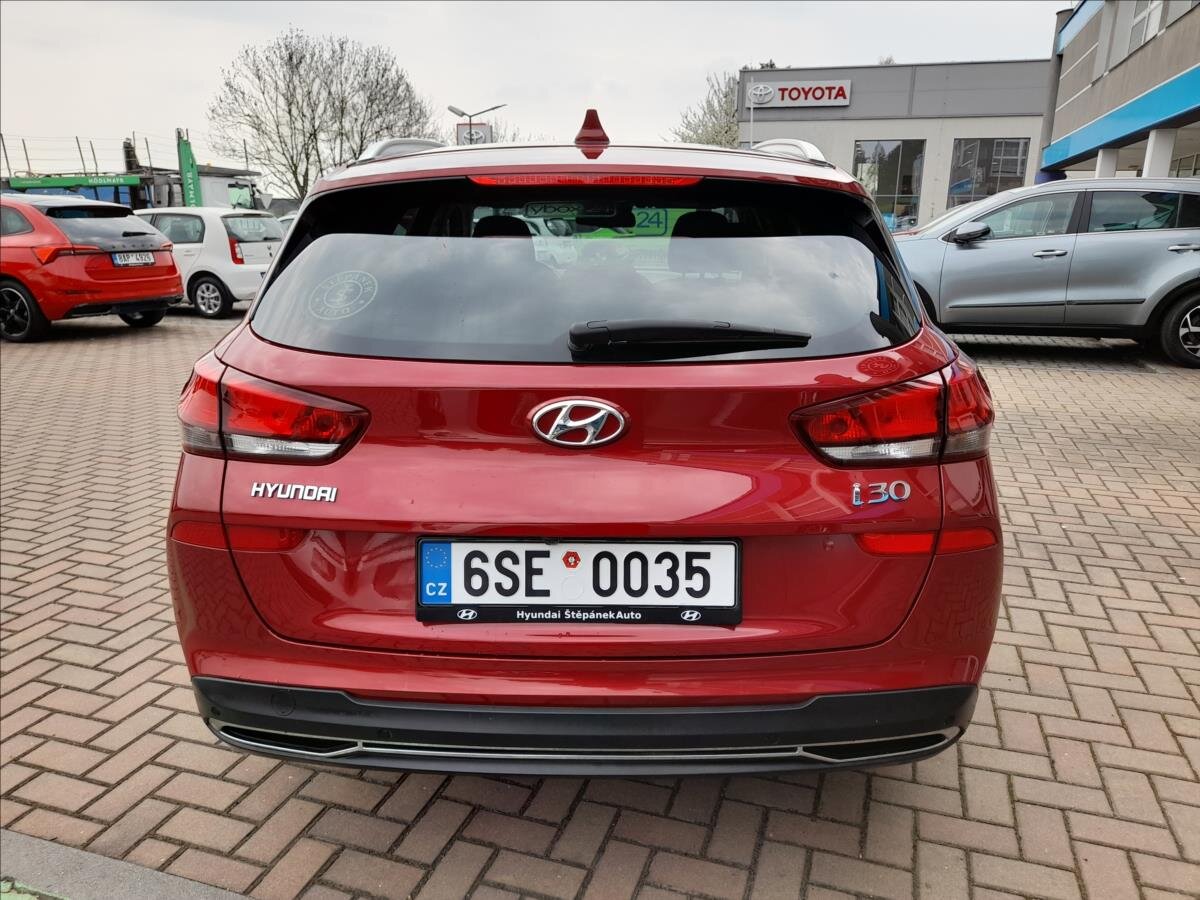 Hyundai i30 Kombi 998,0 88 kw