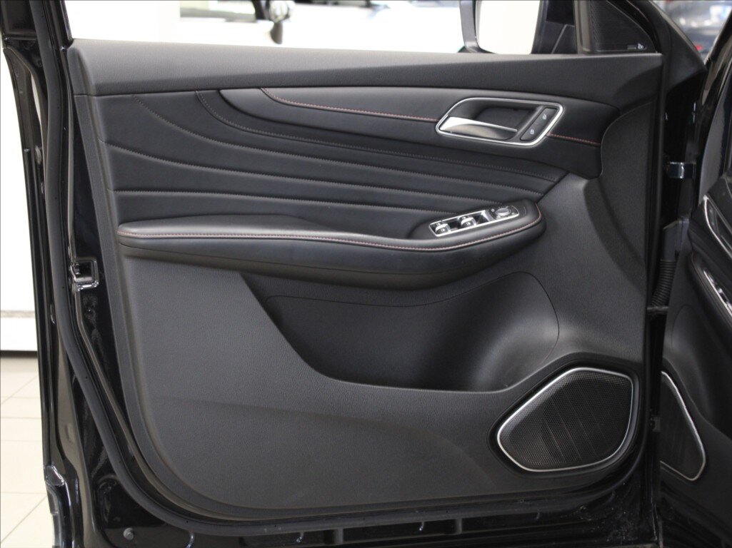 MG EHS SUV 1,5 l 190 kw