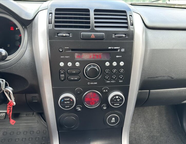 Suzuki Grand Vitara 16