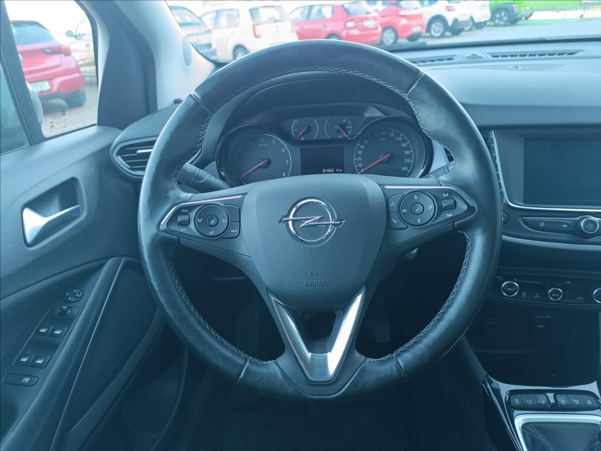 Opel Crossland X SUV / Terénní 1,2 l 81 kw