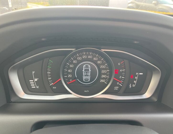 Volvo XC60 SUV / Terénní 2,4 l 140 kw