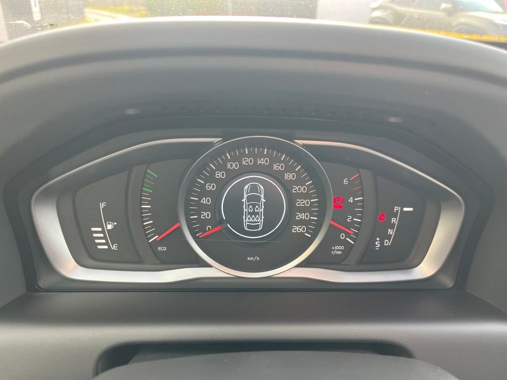 Volvo XC60 SUV / Terénní 2,4 l 140 kw