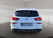 Hyundai i30 4