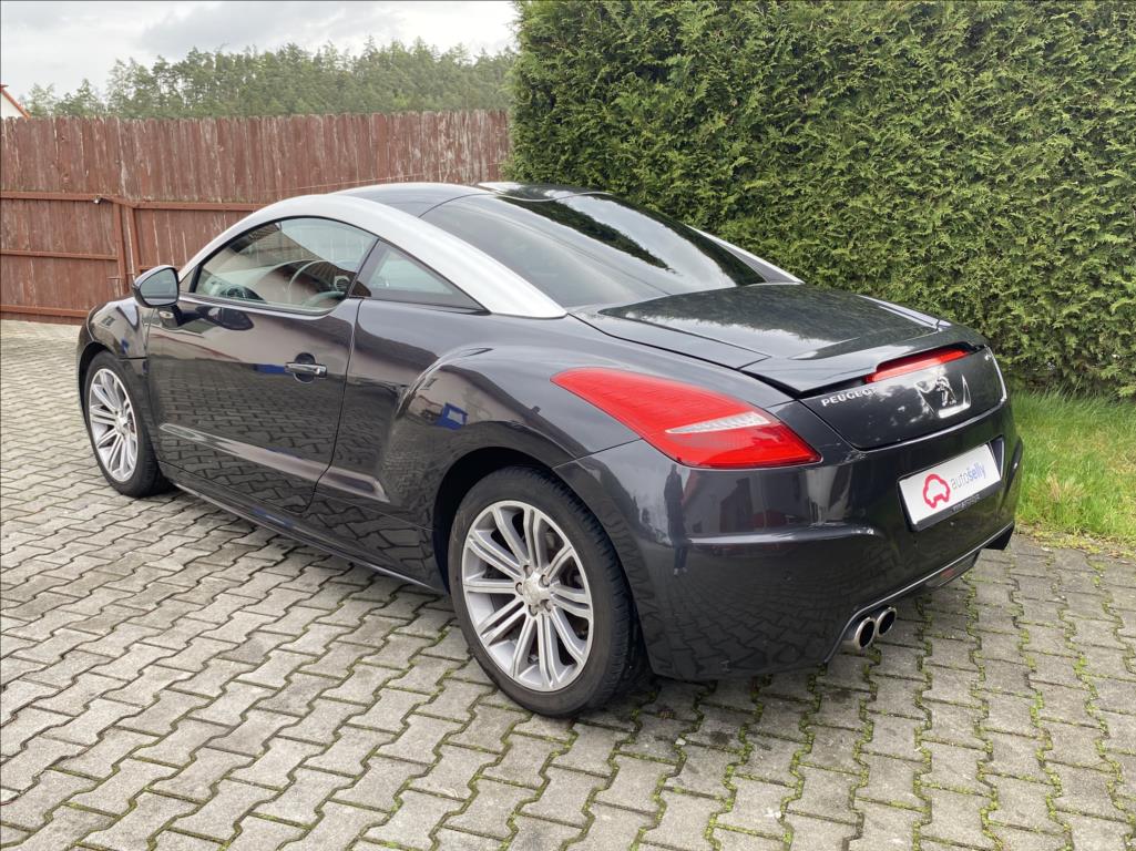 Peugeot RCZ