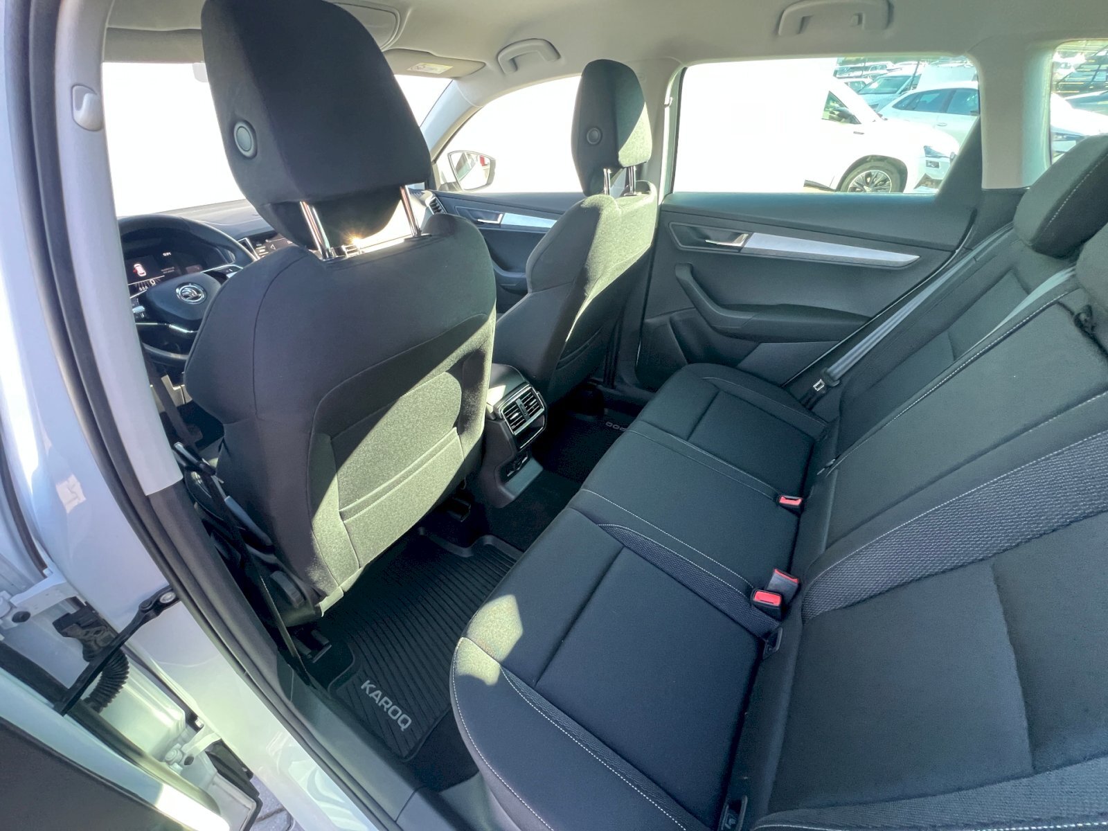 Škoda Karoq SUV / Terénní 1,5 l 110 kw