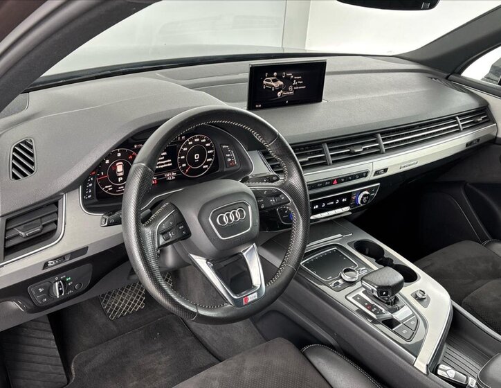 Audi Q7 SUV / Terénní 3,0 l 200 kw