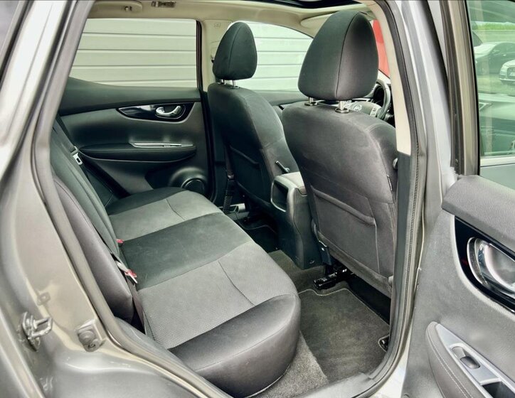 Nissan Qashqai SUV / Terénní 1,6 l 96 kw