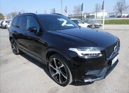 Volvo XC90 SUV / Terénní 2,0 l 228 kw