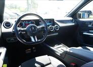 Mercedes-Benz GLA 11