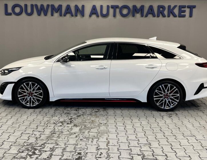 KIA ProCeed Hatchback 1,6 l 150 kw