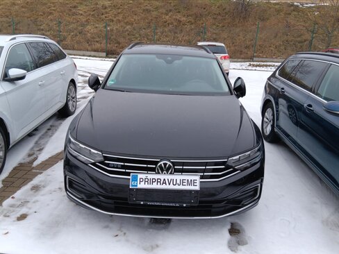 Volkswagen Passat Kombi 1,4 l 115 kw