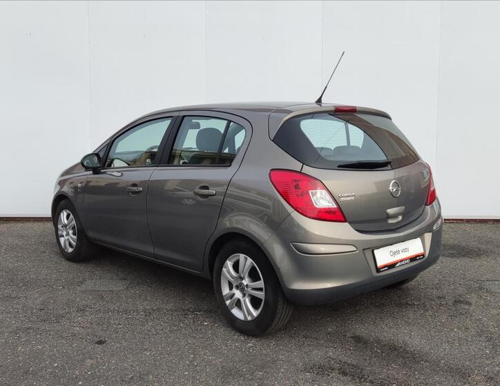 Opel Corsa 28