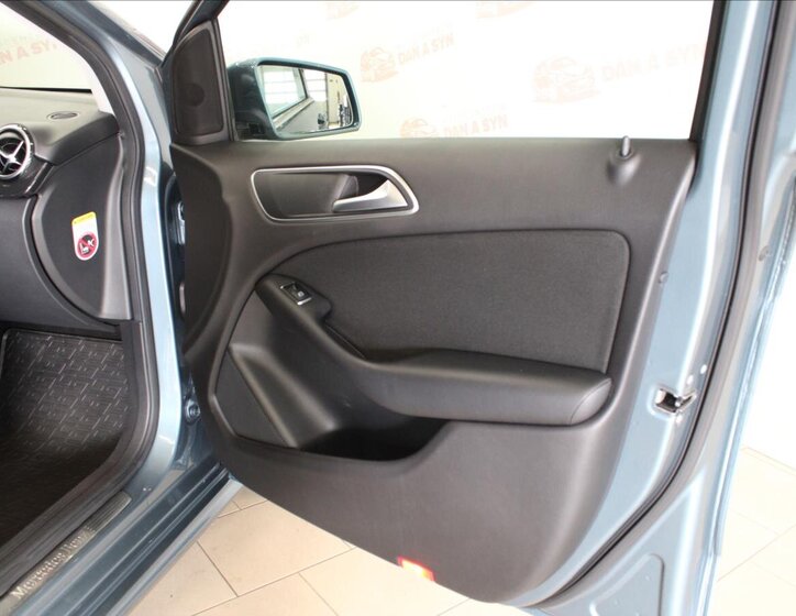 Mercedes-Benz Třídy B Kombi 1,6 l 90 kw