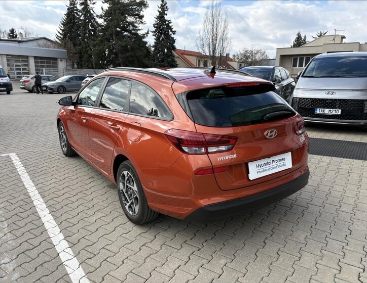 Hyundai i30 Kombi 998,0 74 kw