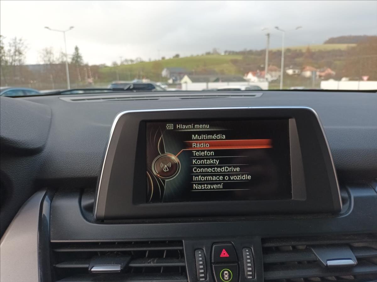 BMW Řada 2 Kombi 1,5 l 85 kw