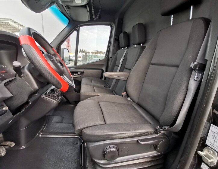 Mercedes-Benz Sprinter Valník 3,0 l 140 kw