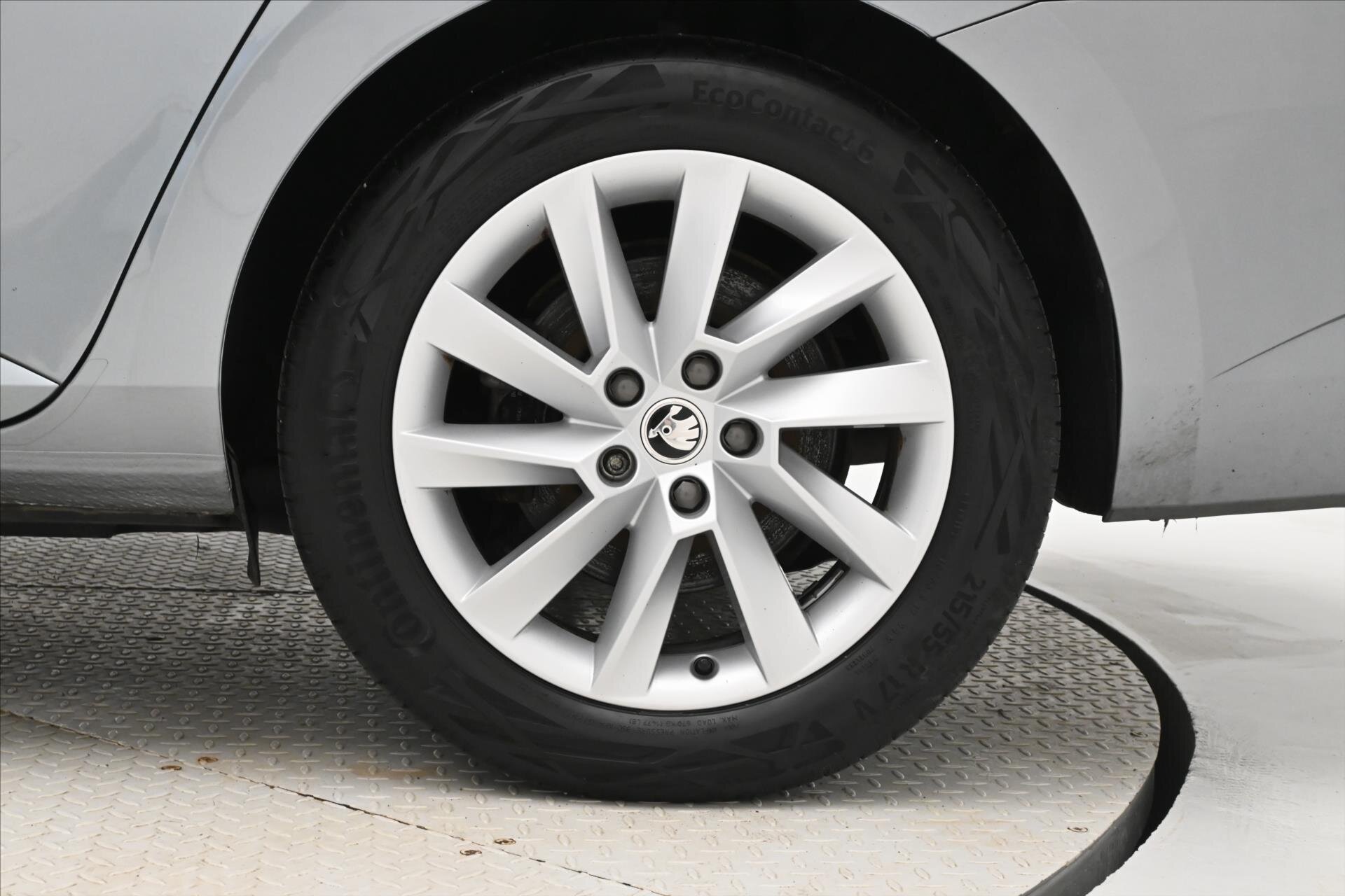 Škoda Superb Kombi 1,4 l 115 kw