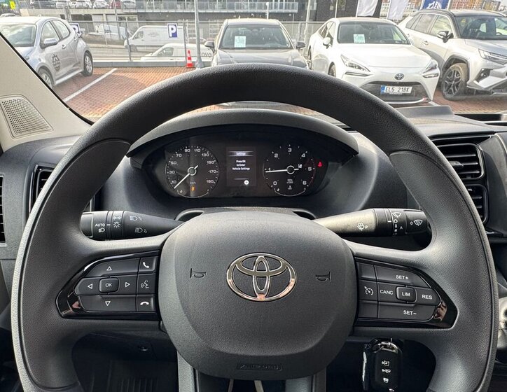 Toyota Proace Max Skříň 2,2 l 88 kw