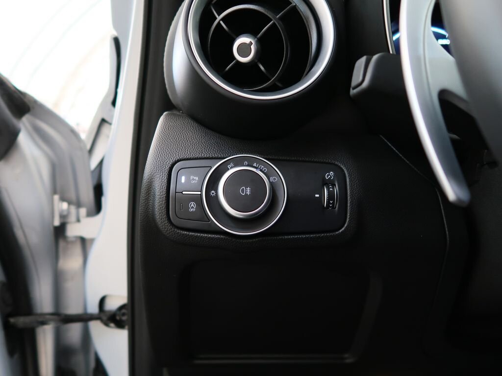 Alfa Romeo Giulia Sedan 2,0 l 206 kw