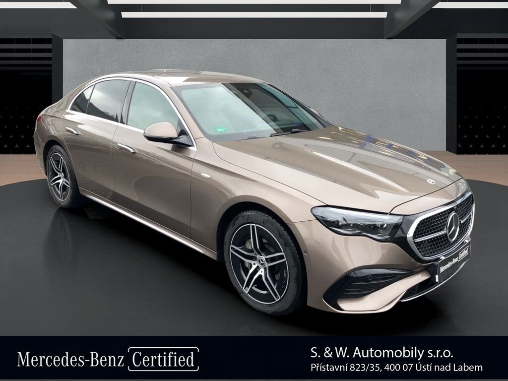 Mercedes-Benz Třídy E Sedan / Limuzína 2,0 l 290 kw