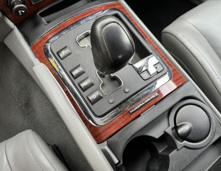 Jeep Grand Cherokee 40