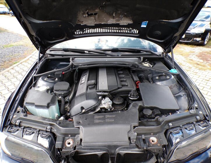 BMW Řada 3 Kabriolet 2,2 l 125 kw