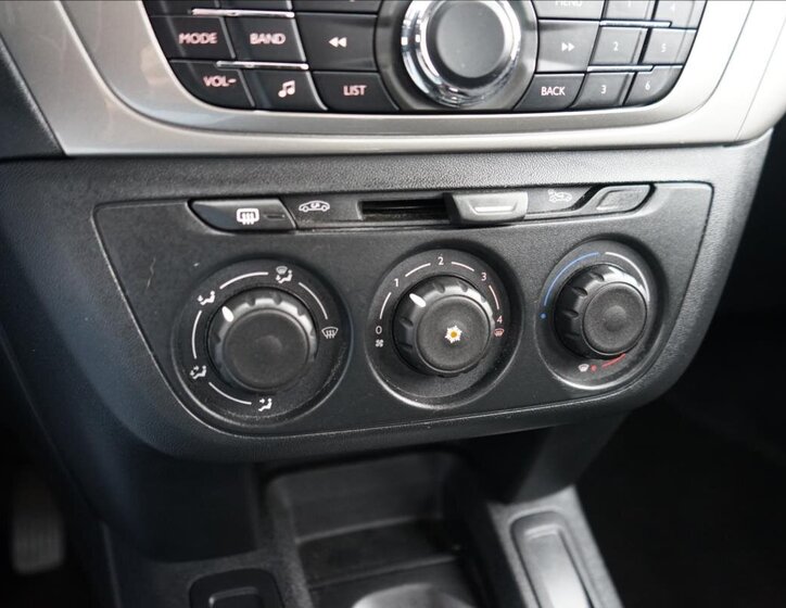 Citroën C-Elysée Sedan / Limuzína 1,2 l 61 kw