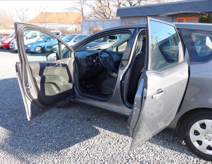 Opel Meriva MPV 1,4 l 74 kw