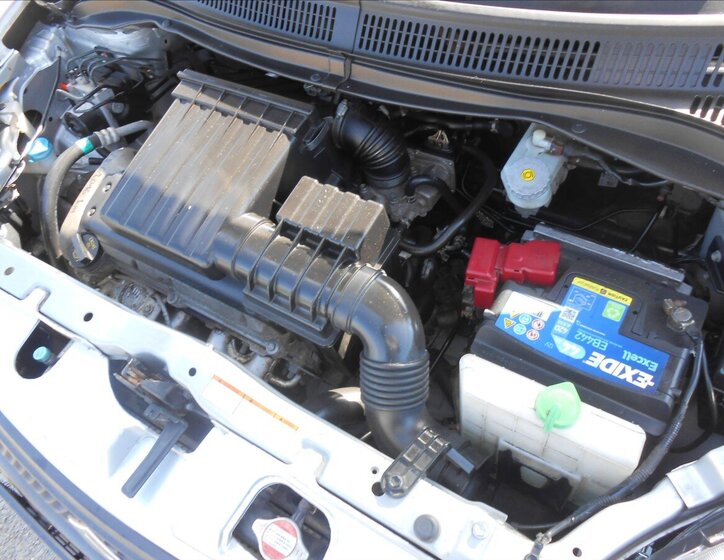 Suzuki Swift Hatchback 1,3 l 67 kw