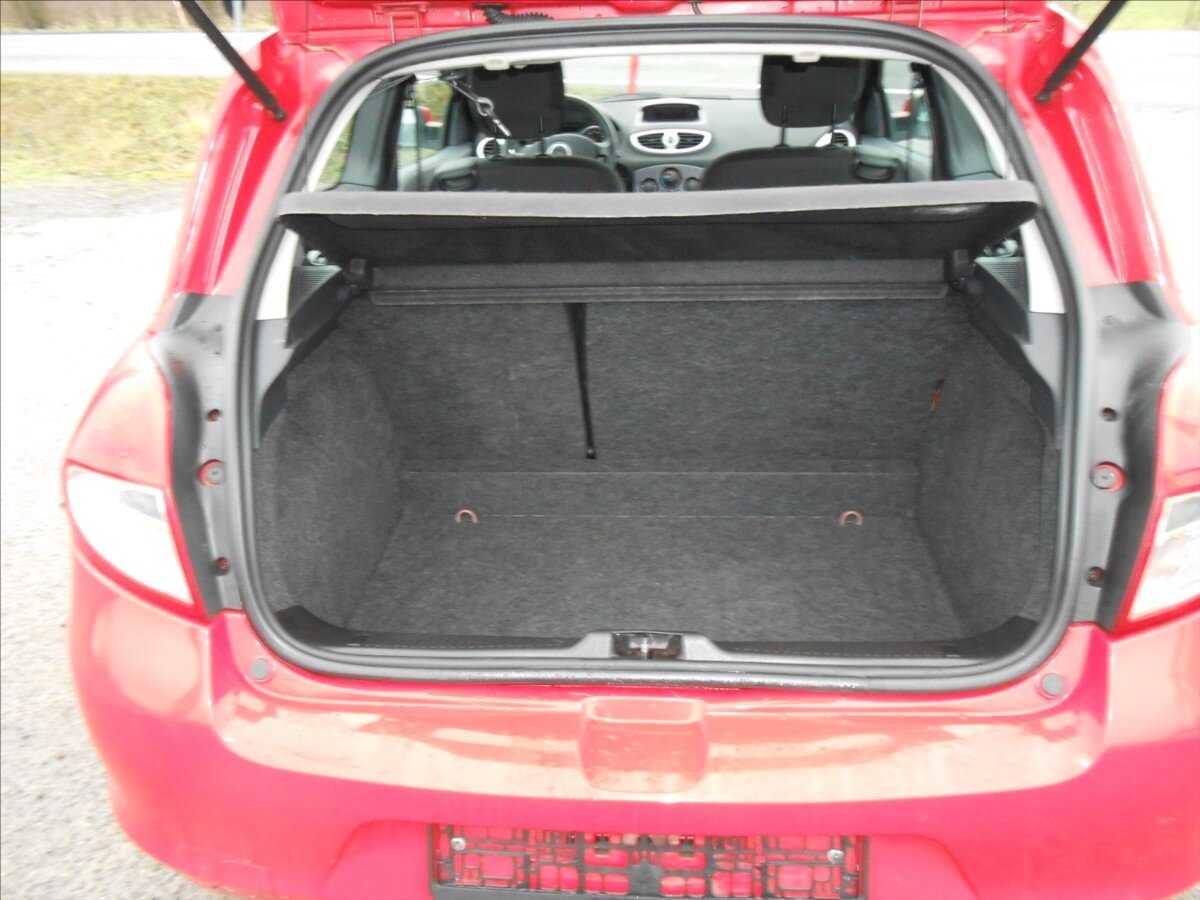 Renault Clio Hatchback 1,1 l 55 kw