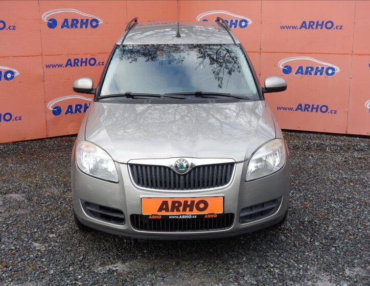 Škoda Roomster Kombi 1,4 l 63 kw