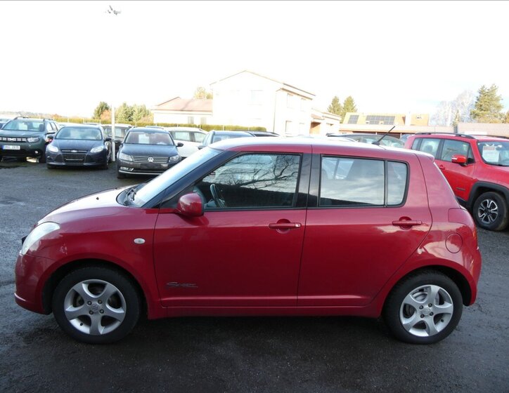 Suzuki Swift Hatchback 1,3 l 68 kw