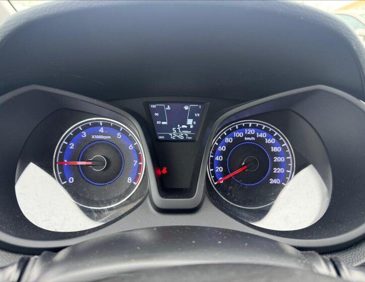 Hyundai ix20 MPV 1,6 l 91 kw