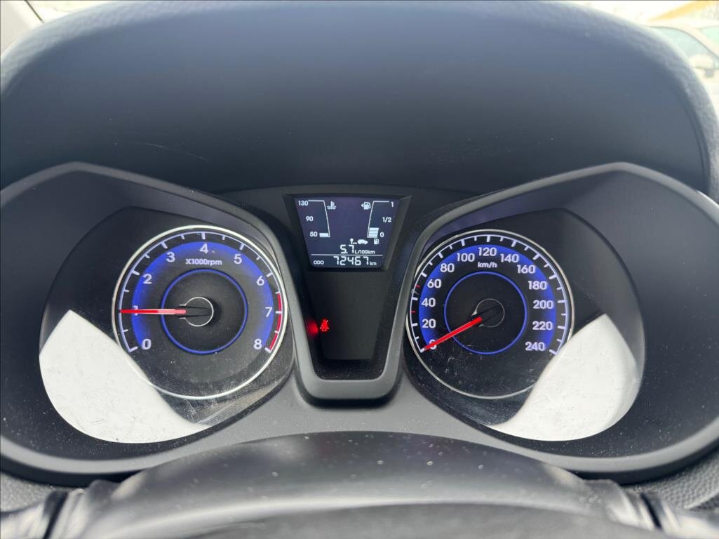 Hyundai ix20 MPV 1,6 l 91 kw