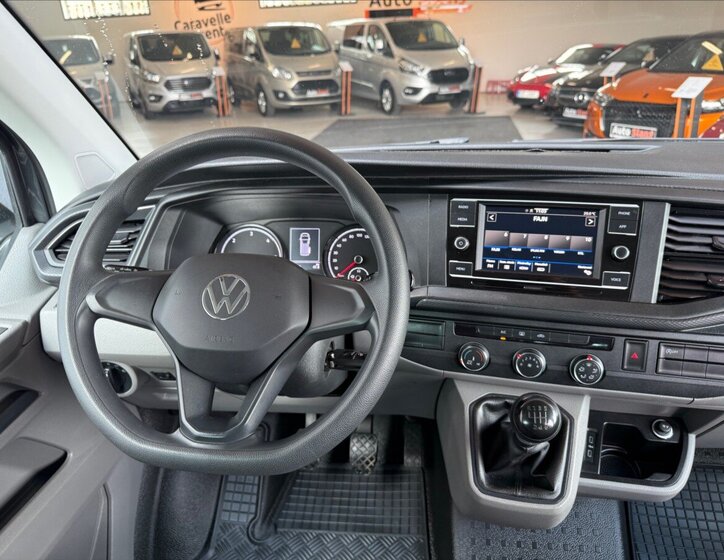 Volkswagen Transporter 13